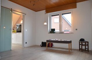 Wohnzi. mit Glastüre zur Küche