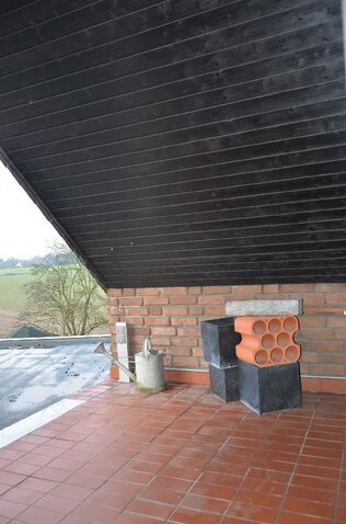 Loggia, Gitter vorhanden