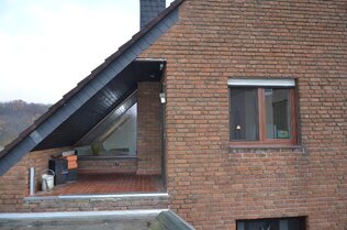Loggia, Gitter wird installiert