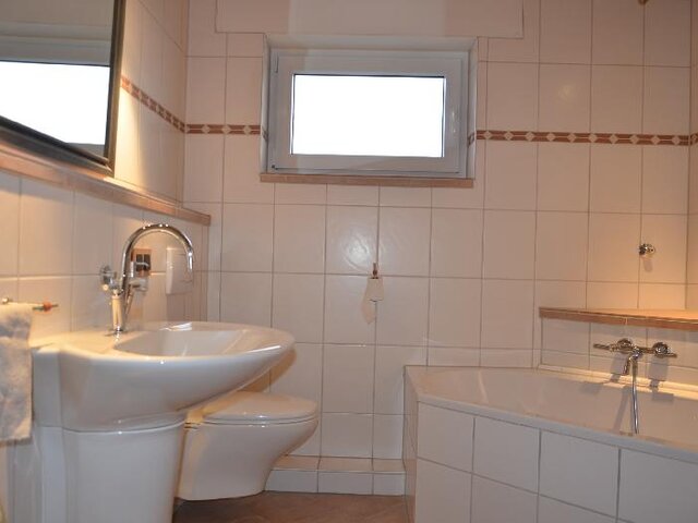 Vollbad von Villeroy  und  Boch