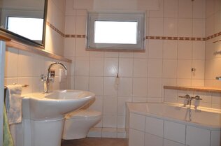 Vollbad von Villeroy  und  Boch