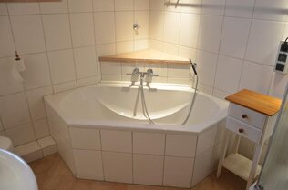 Eckwanne im Vollbad