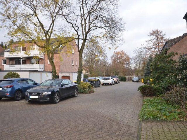 Straßenansicht
