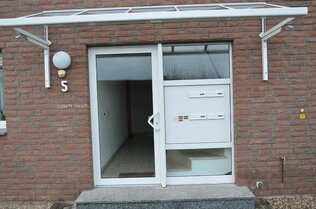 Gepflegtes Eingangsportal