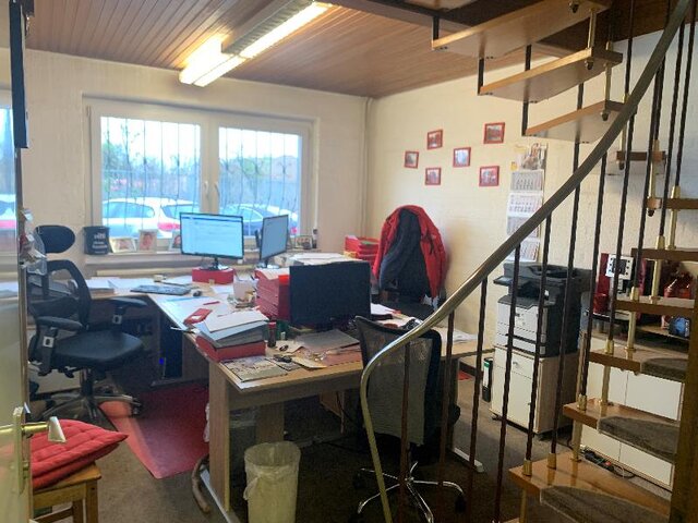 Büro EG