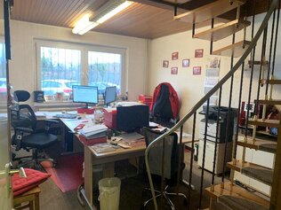 Büro EG