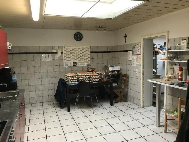 Geschäftsküche EG Bild 2