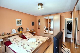 Schlafzimmer Bild 2