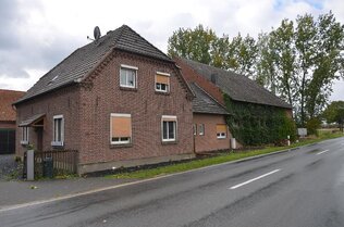 Straßenfront
