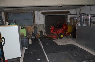 Garage groß und klein innen