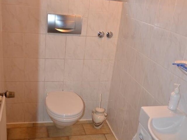 Gäste-WC im Erdgeschoss