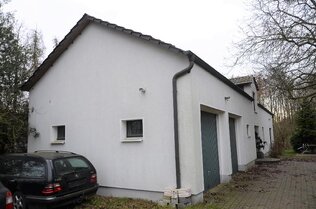Stellplätze seitlich und davor