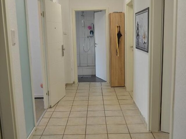 Flur in Wohnung 1. OG
