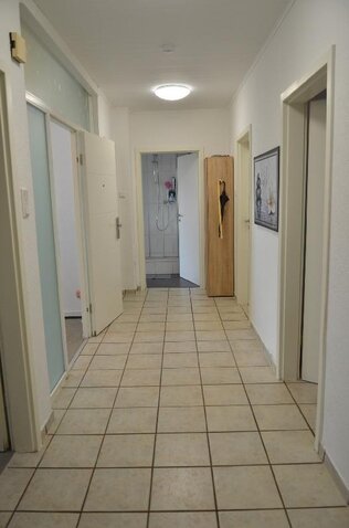 Flur in Wohnung 1. OG
