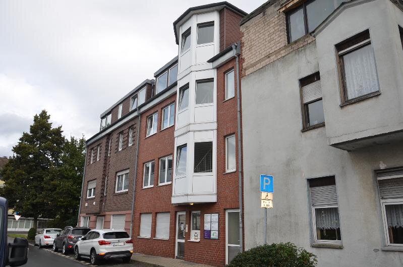 Ärztehaus Neubau links