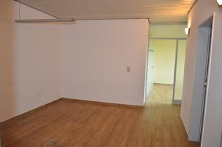 Glastüre zum Raum 1
