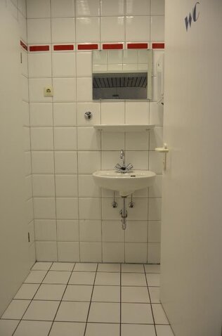 WC-Anlage 1