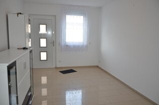 Zimmer 1 mit Gartentreppe OG
