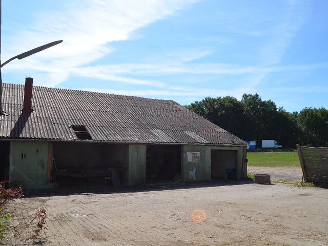 Innenhof Remisen, Garage rechts