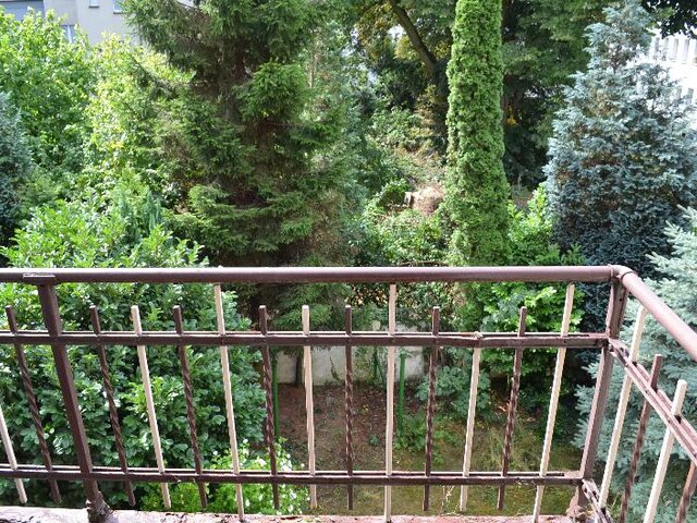 Balkon, Gartenblick
