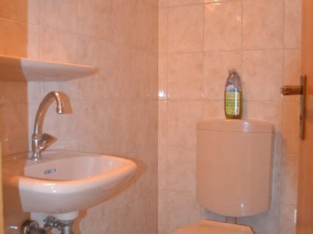 Gäste-WC in beige