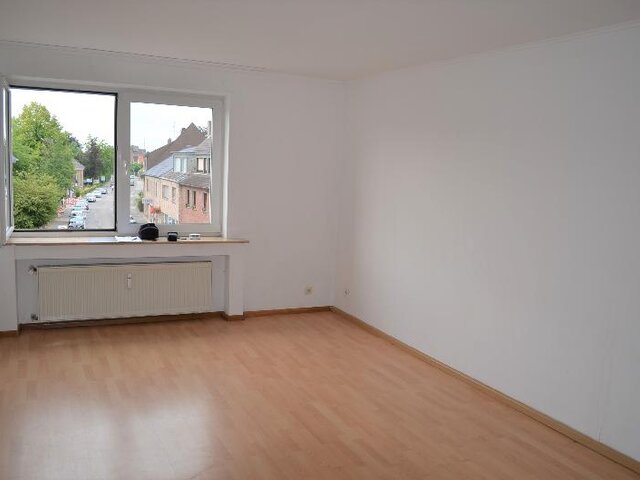 Wohnzimmer Bild 2