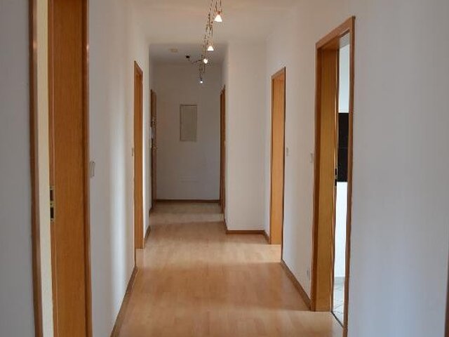 Hinterer Flur nach vorne