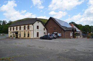 Gasthof mit 2 Wohnungen