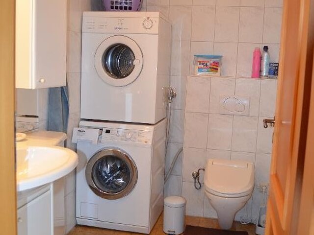 Gäste-WC Hofseite im EG