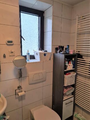 Bad mit Handtuchheizkörper
