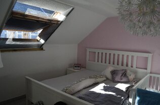 Schlafzimmer Bild 2