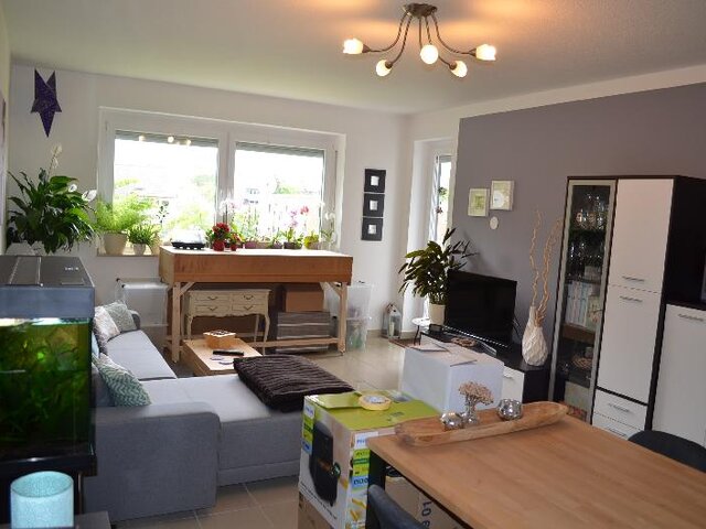 Wohnzimmer zur Loggia
