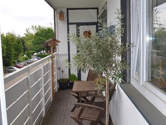 1. Loggia mit Stauraum