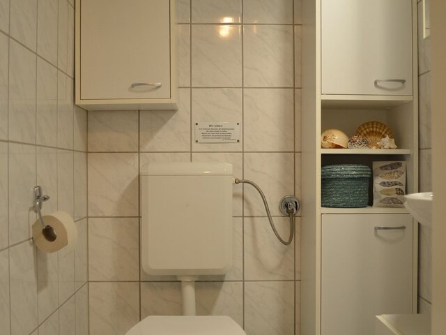 Separate Toilette
