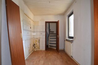 Wohnung 3 Küche geräumt