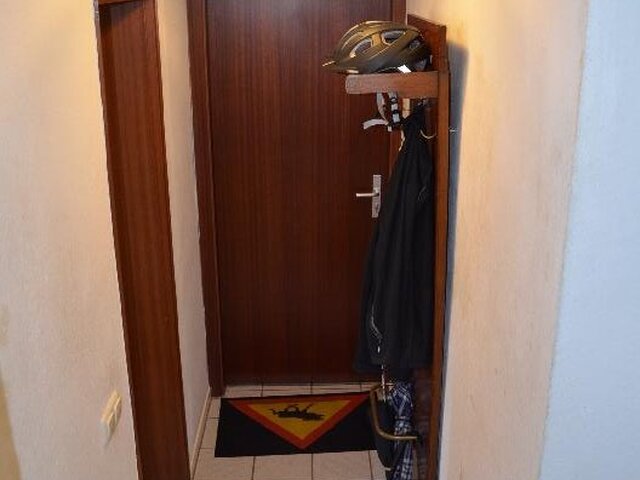 Flur Wohnung 2 vorne