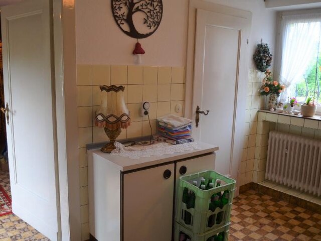 Waschraum rechts Bad