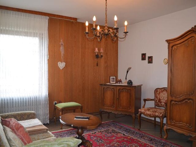 Schlafzimmer 2 im 1. OG