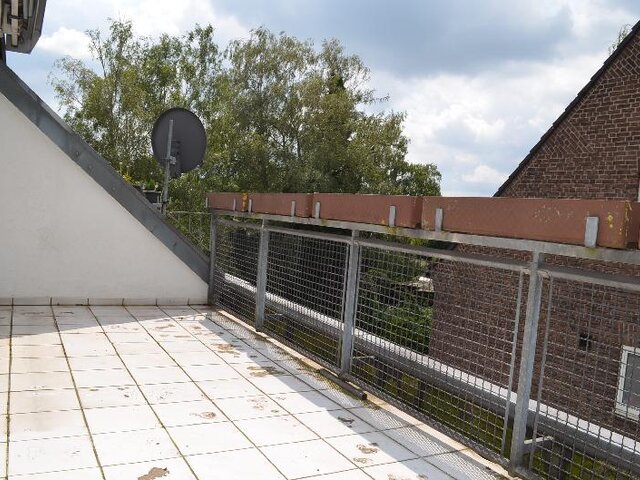Balkon Gartenblick ins Grüne