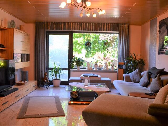 Wohnzimmer zur Terrasse