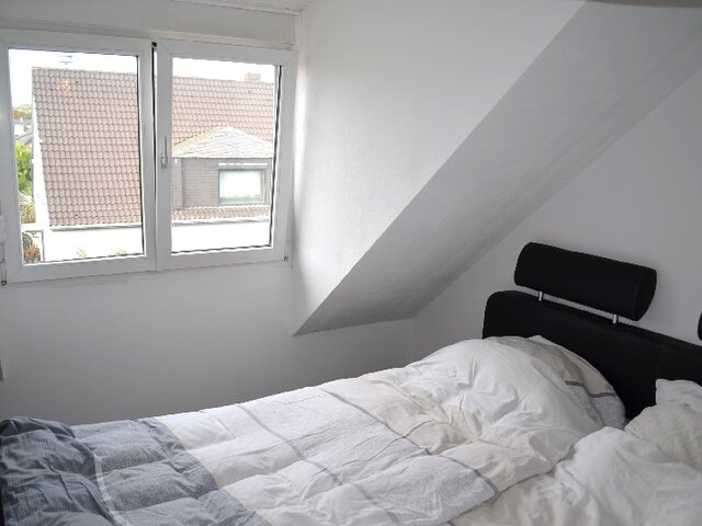 Schlafzimmer Bild 2