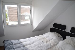 Schlafzimmer Bild 2