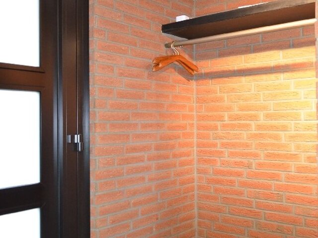 Garderobe, Haustüre