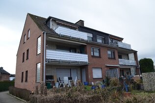 Rückseite, Wohnung 1. OG links