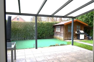 Überdachte Terrasse